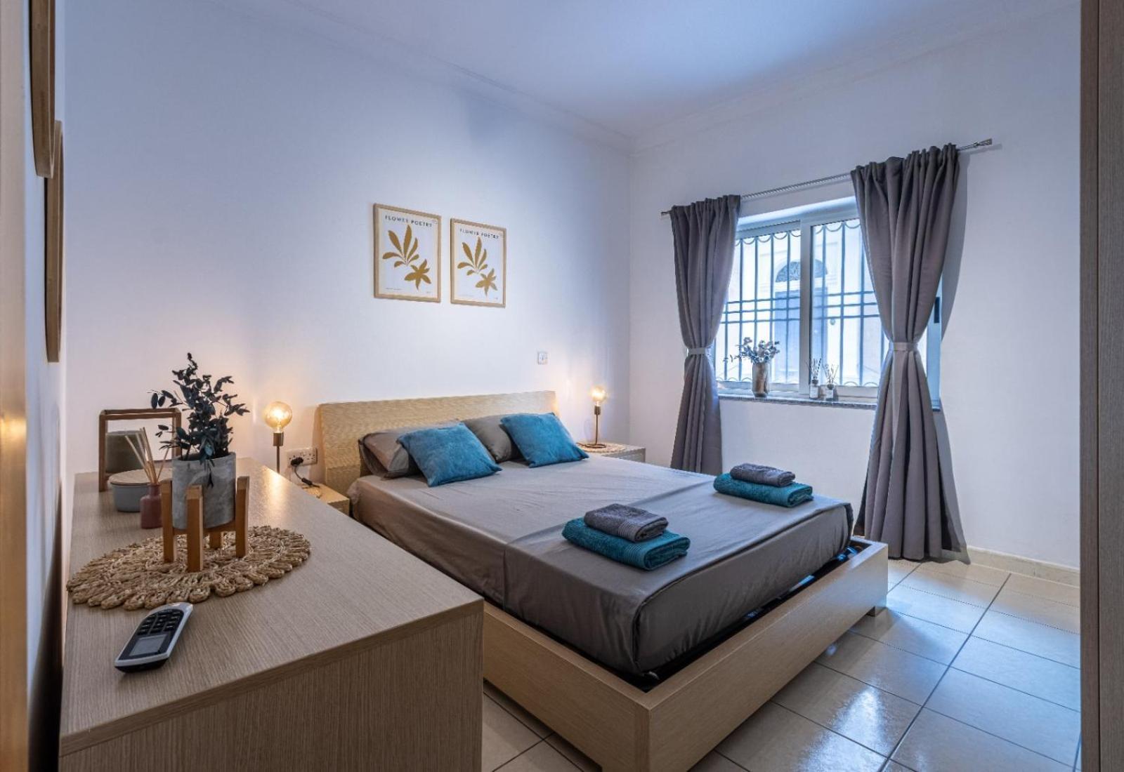 Morina Court Apartment Saint Julian's ภายนอก รูปภาพ
